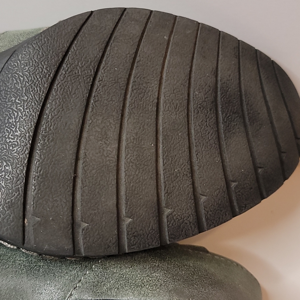 Distressed Grey booties - Picture 8 of 13